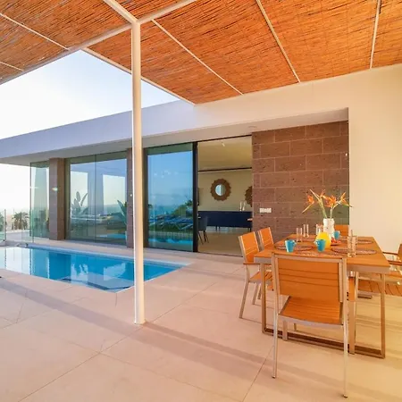 Lux New C With Priv Heated Pool, Ocean View 别墅