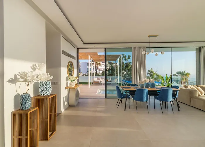 Lux New C With Priv Heated Pool, Ocean View Costa Adeje (Tenerife)